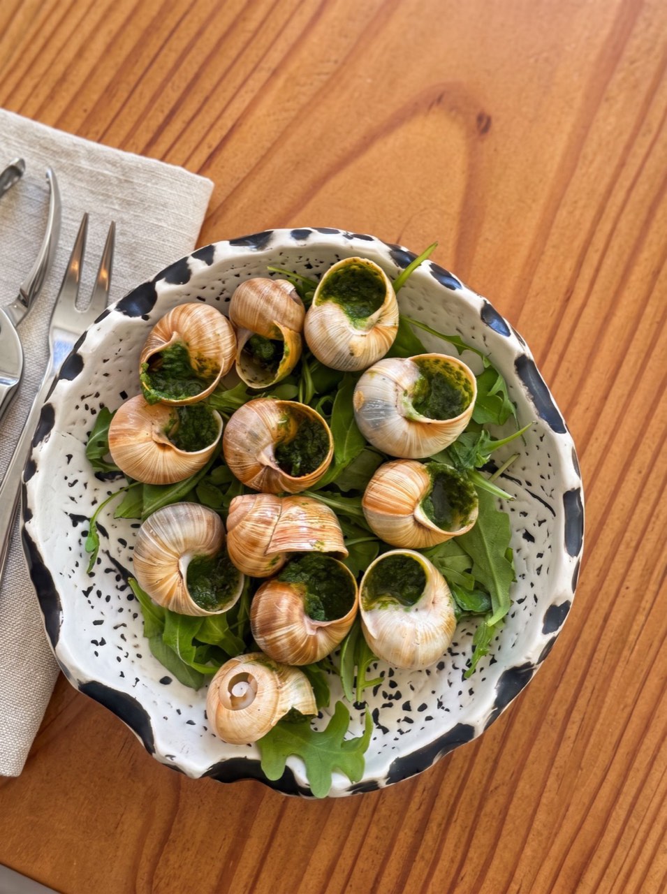 Escargots au beurre persillé